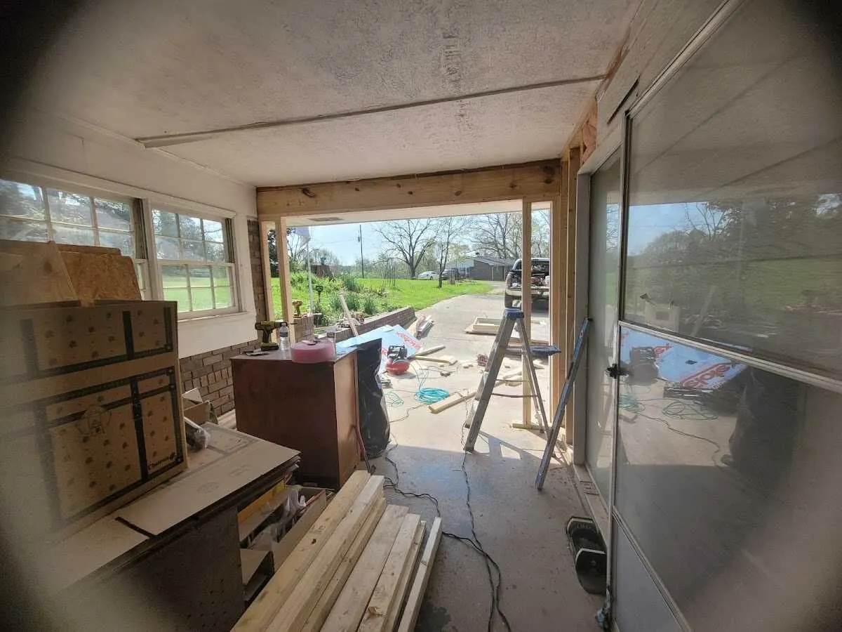 Air movers and dehumidifier for Drying & Dehumidification in East Hartford